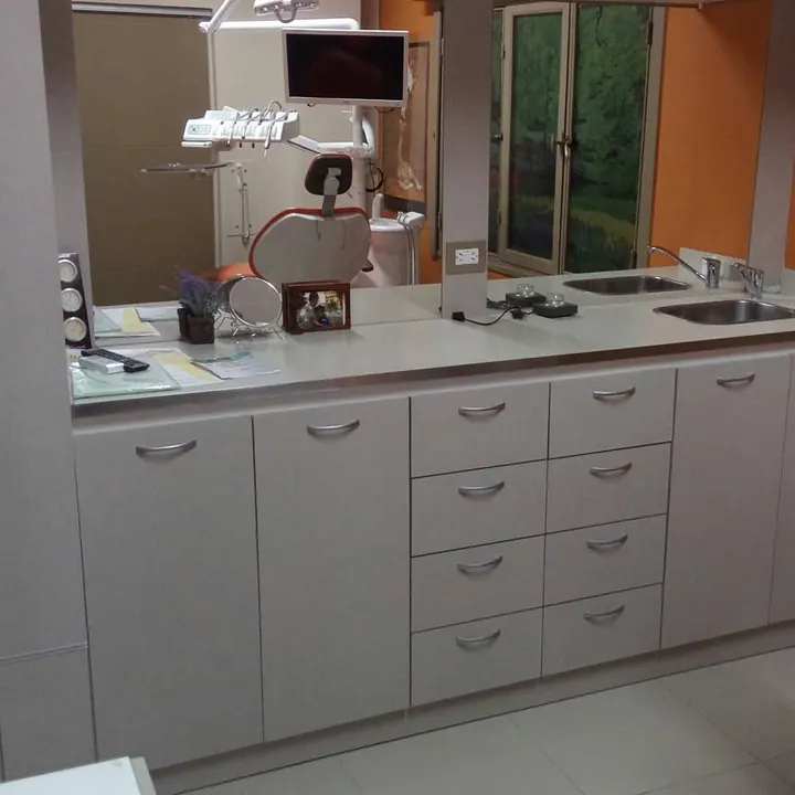 Muebles de melamina para consultorio odontológico en General Roca